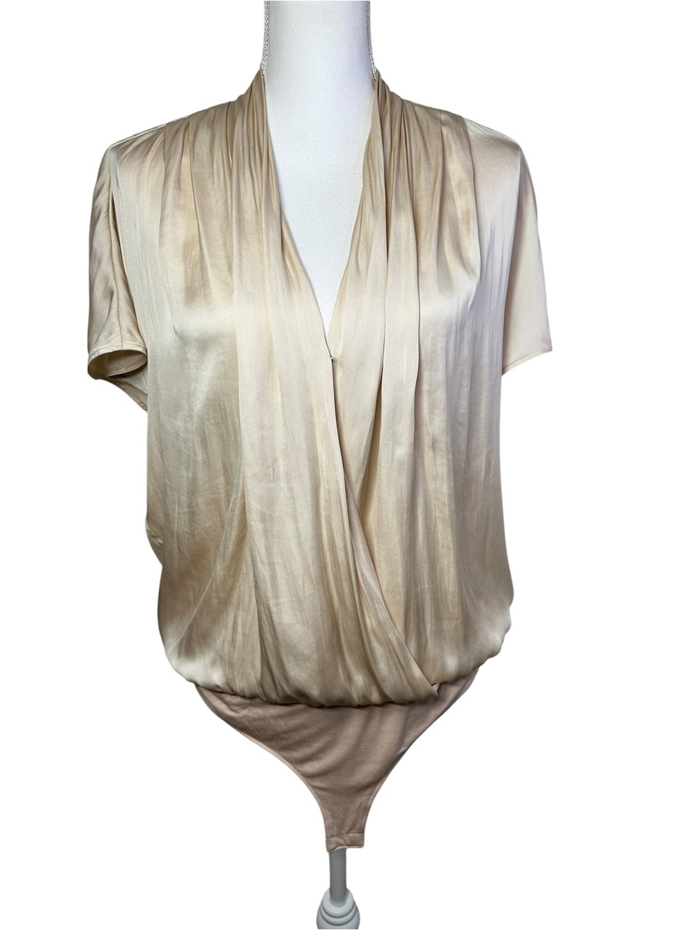Paige Dijon Bodysuit Champagne Satin Drape Neck Short Sleeve Size Large ECRU - Picture 4 of 14
